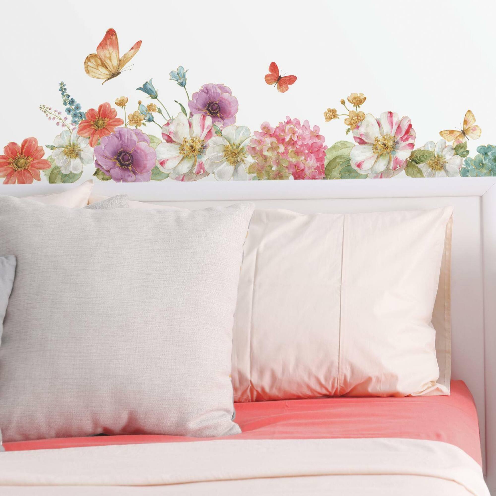 RoomMates Lisa Audit Garden Bouquet Peel & Stick Decals